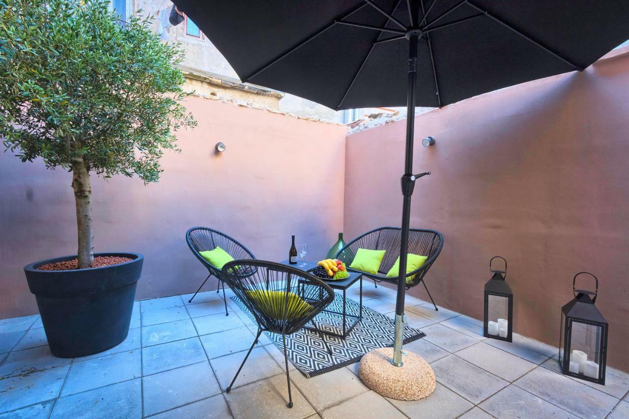 Hedone Luxury Apartment With Free Parking PUY Exterior foto